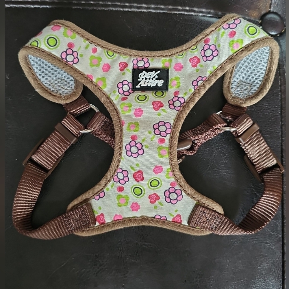 Dog halter harness floral brown XS (but more like small)